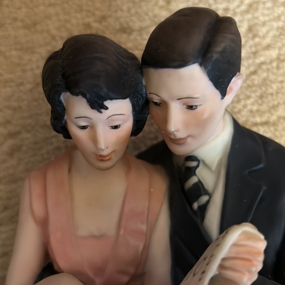 Limited edition “A Couple’s Commitment” in Rockwell’s Classics Collection - Picture 9 of 14